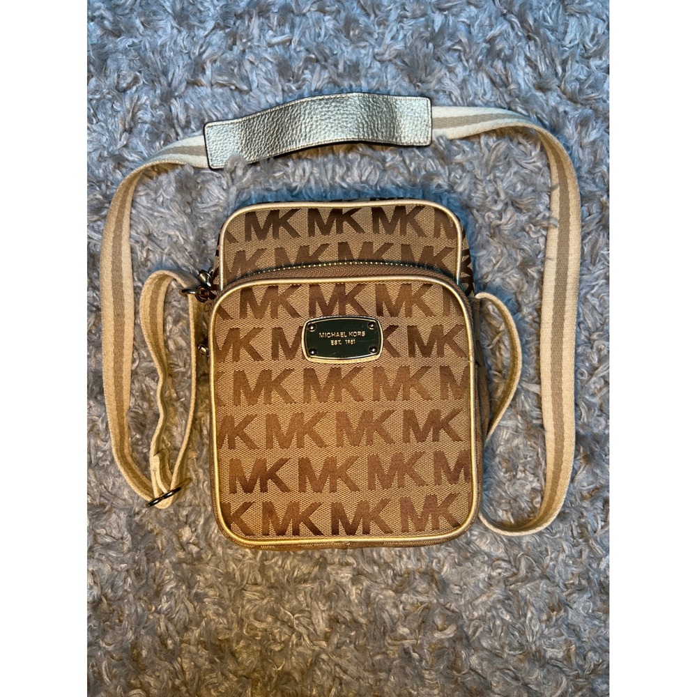 Michael Kors MK Signature Logo Double Zip Crossbody Bag Tan Brown Gold‎